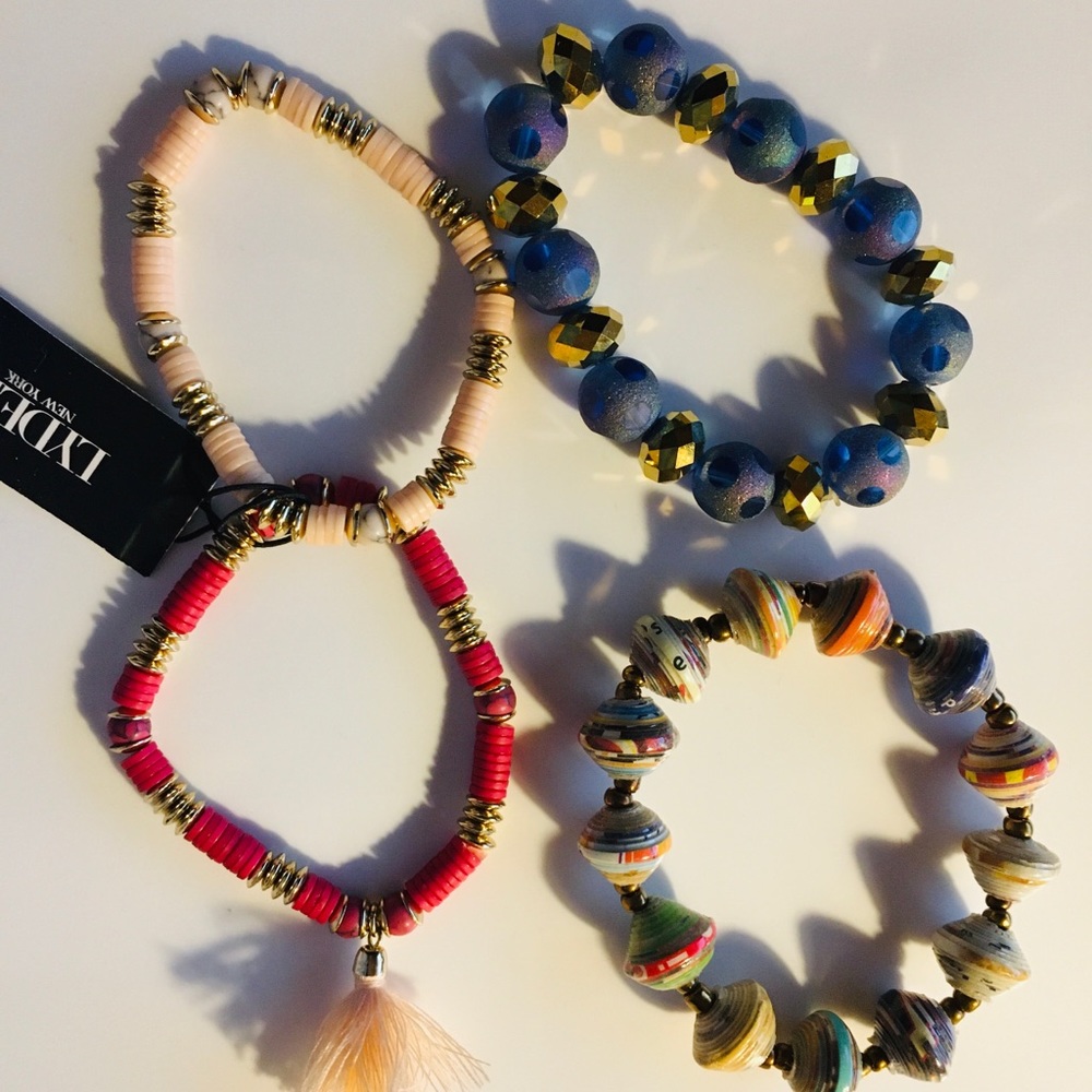 Beautiful beaded bracelets lot of 4